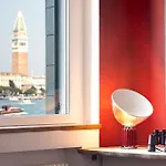 3 Windows On St - Canal View Διαμέρισμα