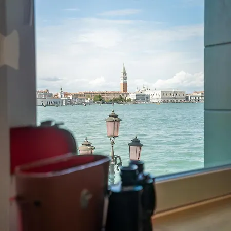 Appartamento 3 Windows On St - Waterfront Venezia