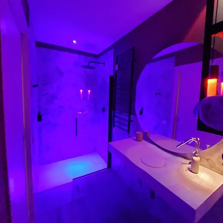 3 Windows On St - Canal View アパート ヴェネツィア